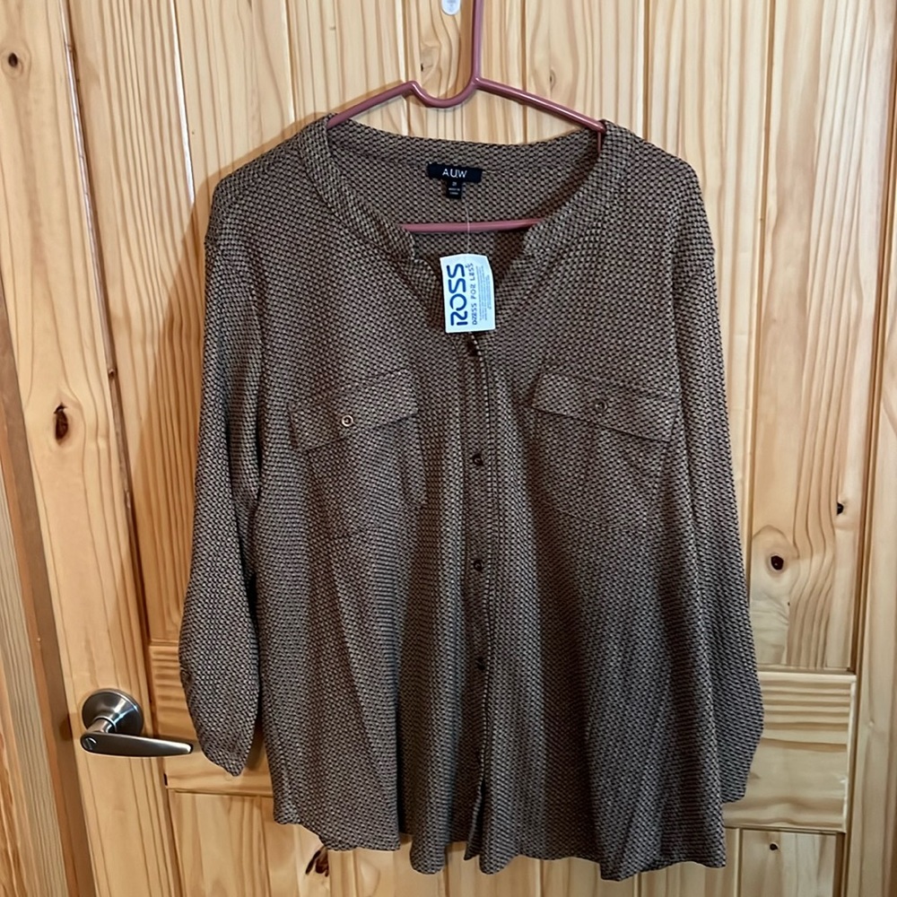 Women’s blouse